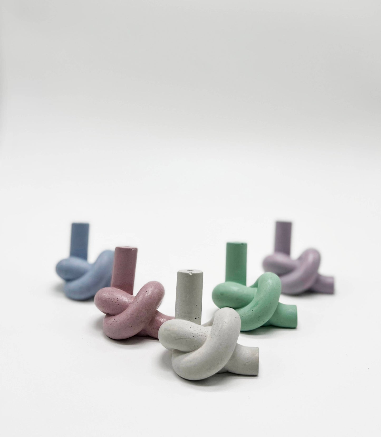 Uno Atelier - Knot Incense Holder: Blue