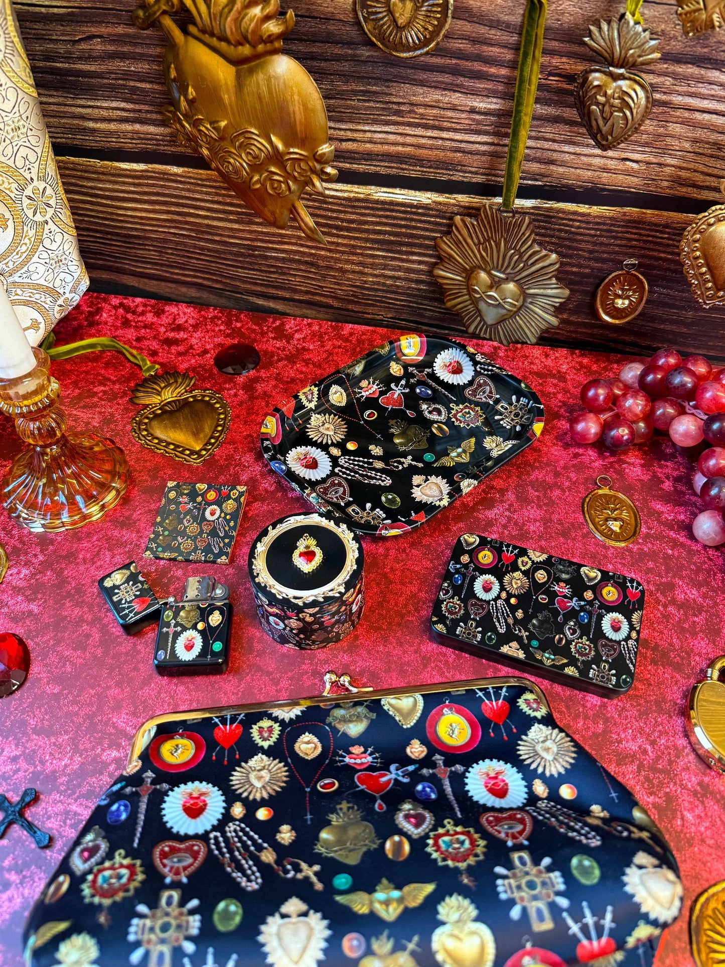 A Shop of Things - Sacred Heart Lighter