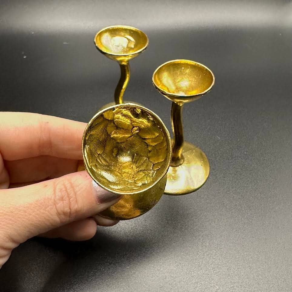 The Crystal Tabby - Mini Gold Chalice Sphere Holder