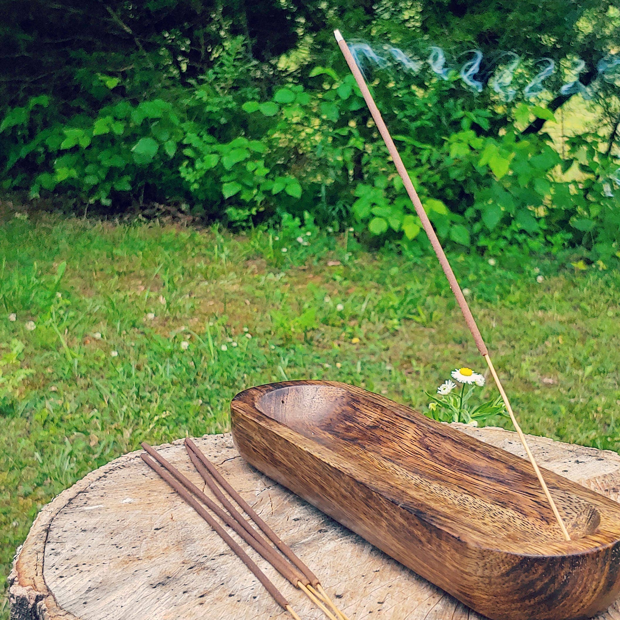 ROSE & BLACK OUD HAND DIPPED INCENSE