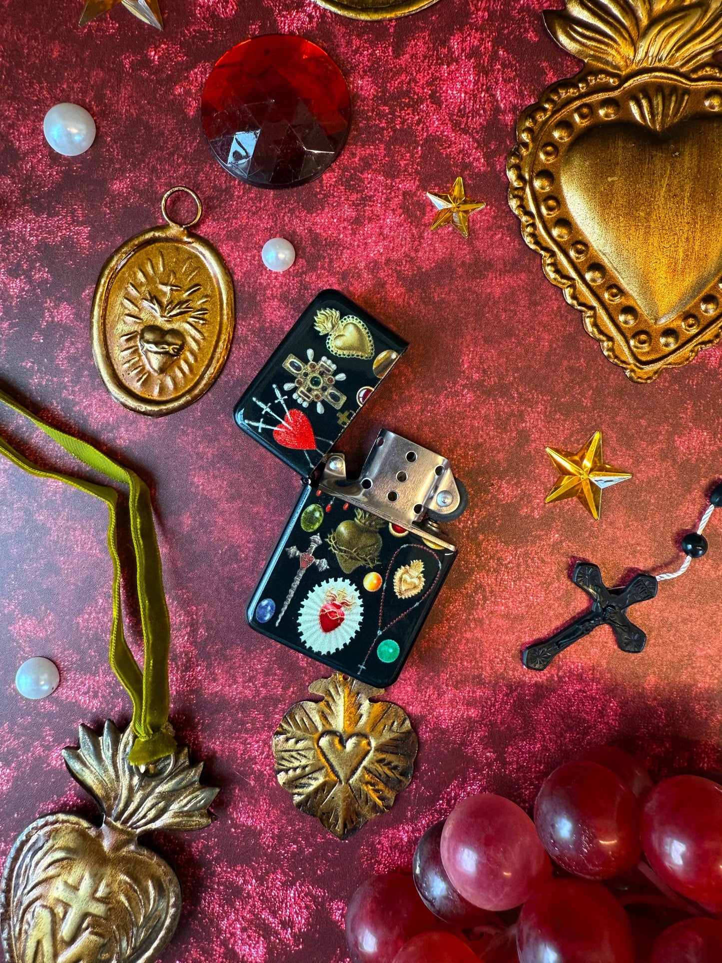 A Shop of Things - Sacred Heart Lighter