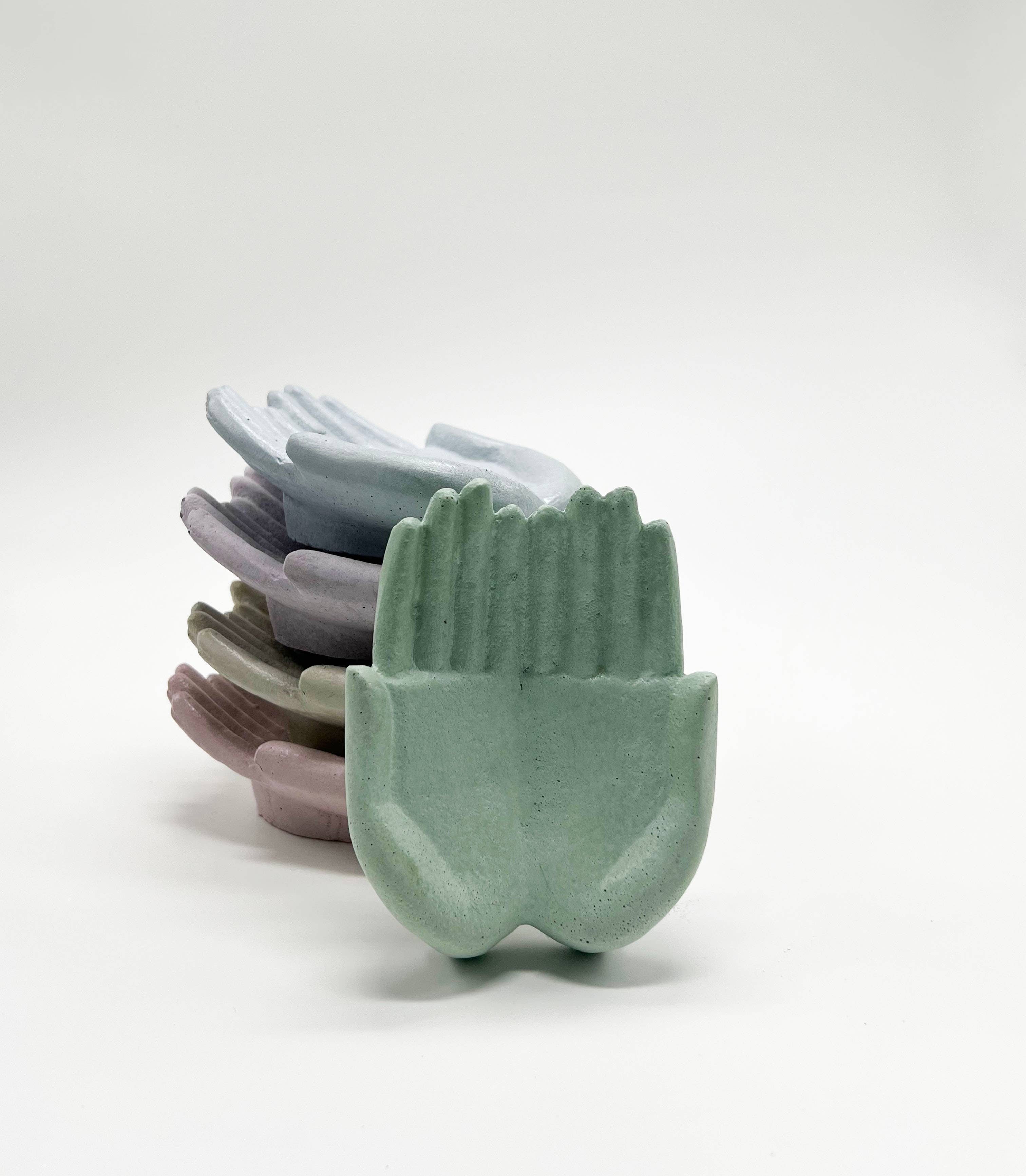 Uno Atelier - Double Palm Concrete Object: Purple