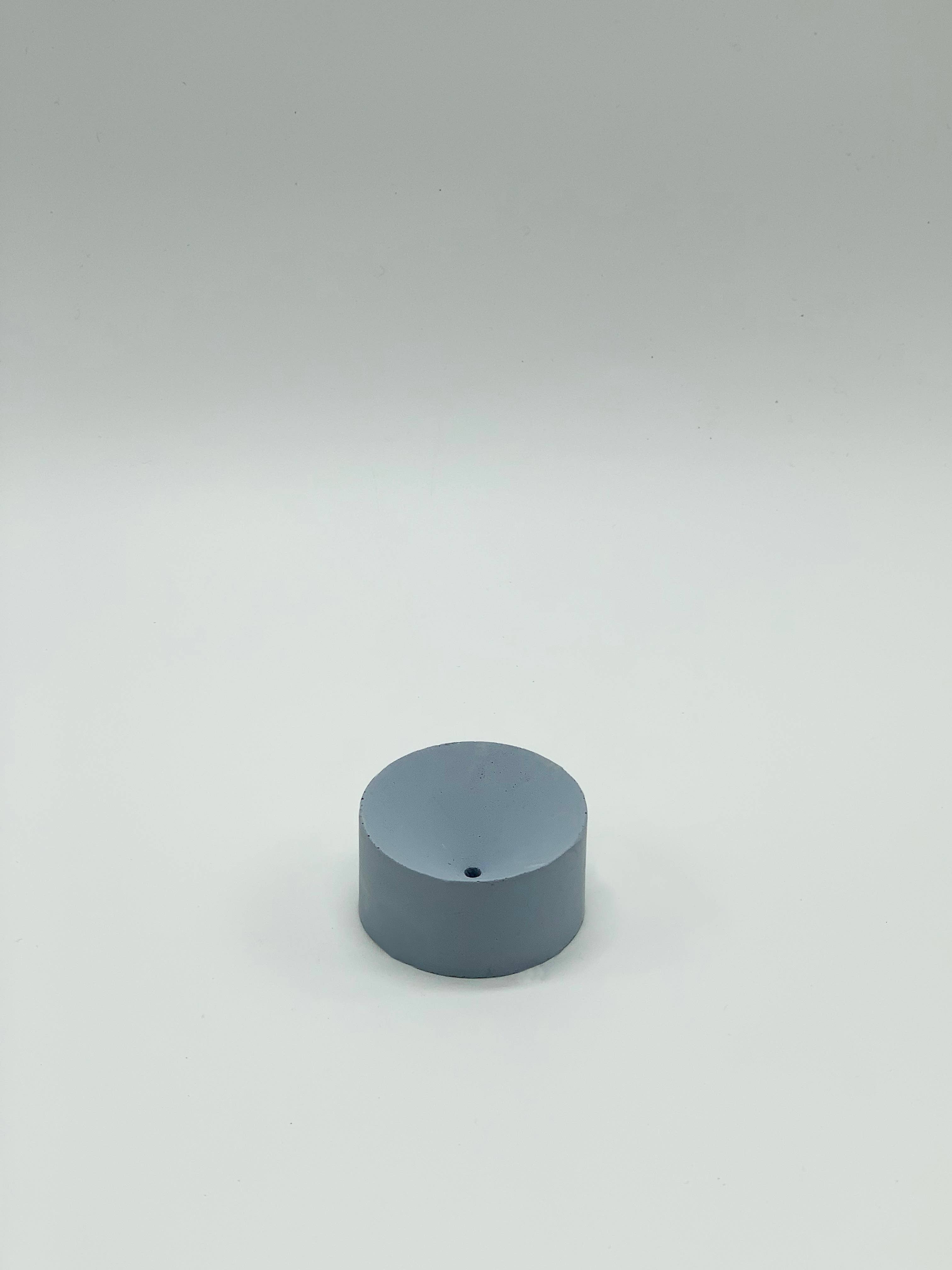 Uno Atelier - Drip Incense Holder: Blue