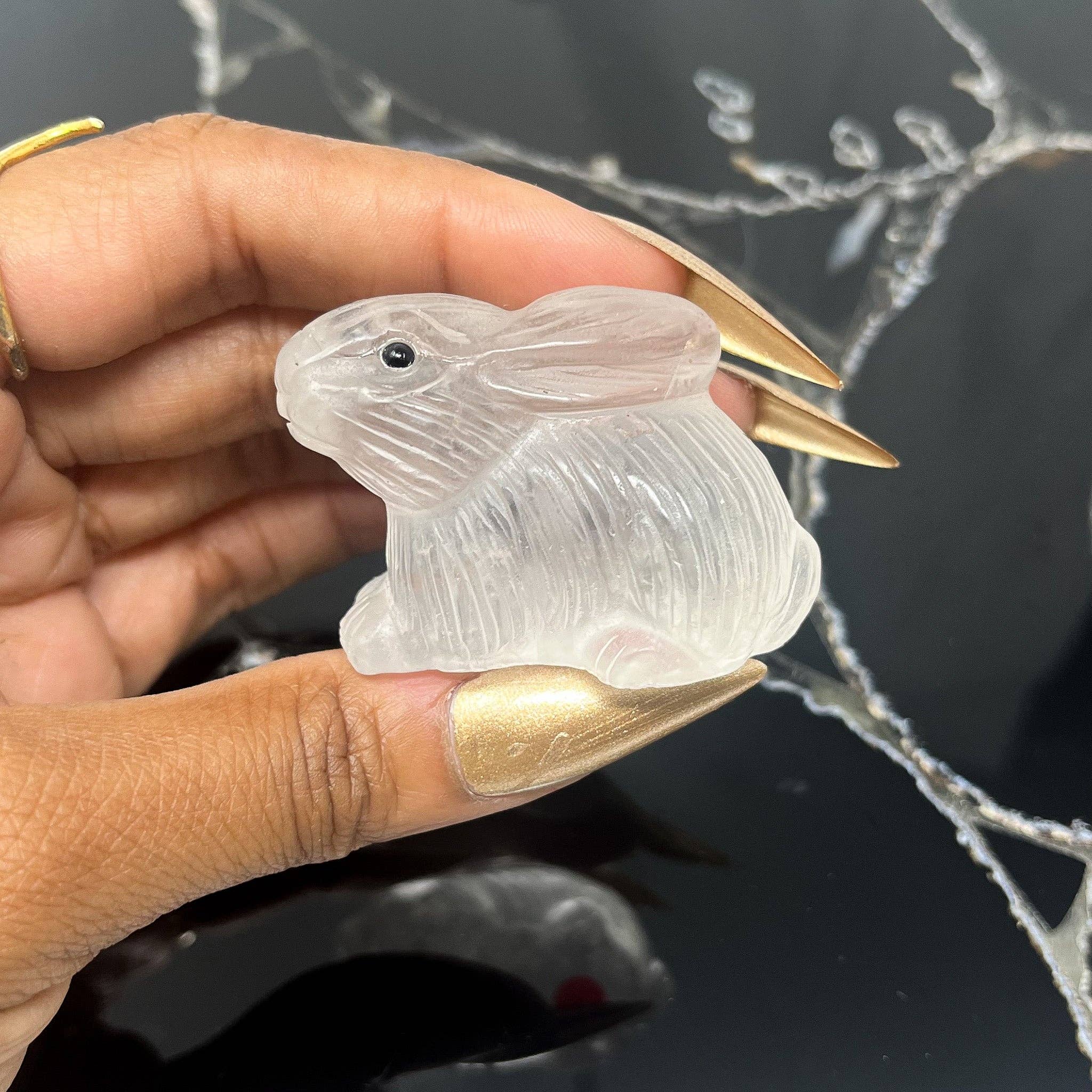 CLEAR QUARTZ BUNNY CARVING