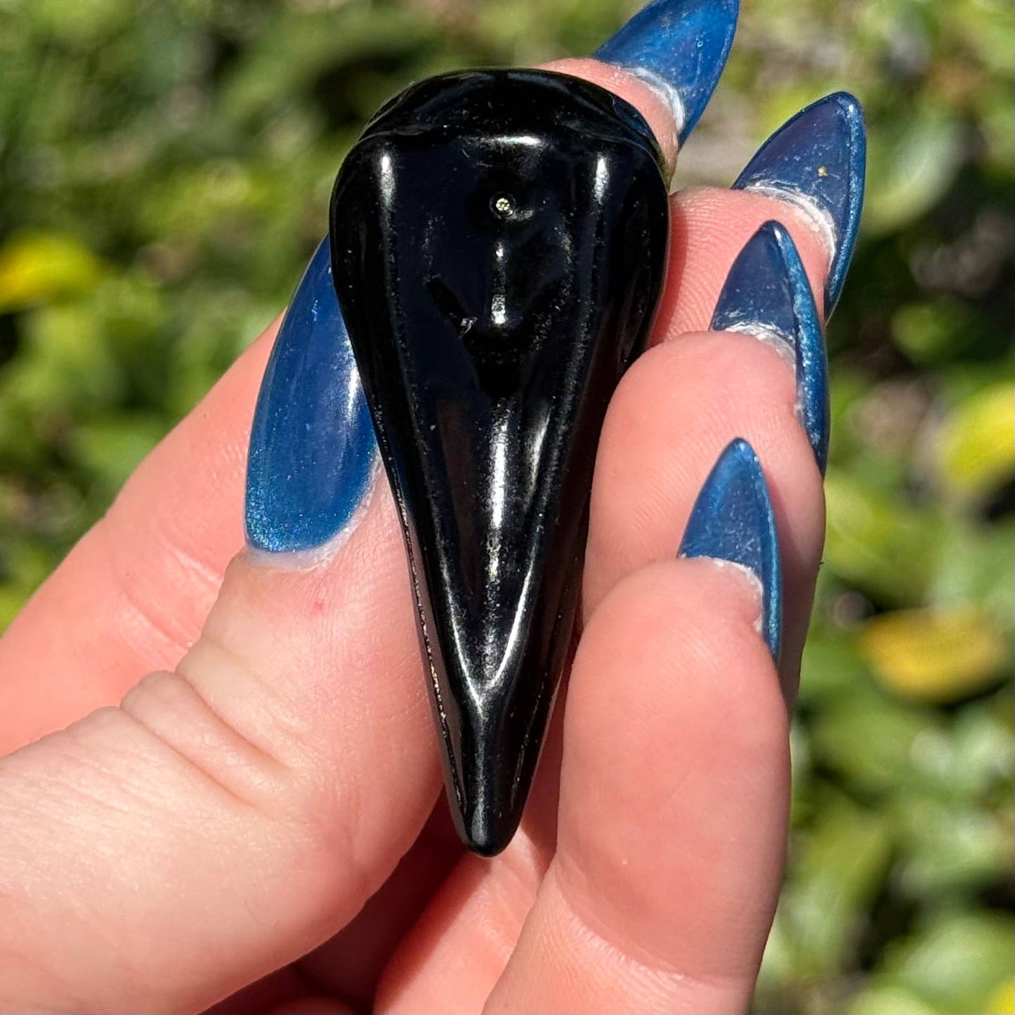 The Crystal Tabby - Obsidian Raven Skull - Small