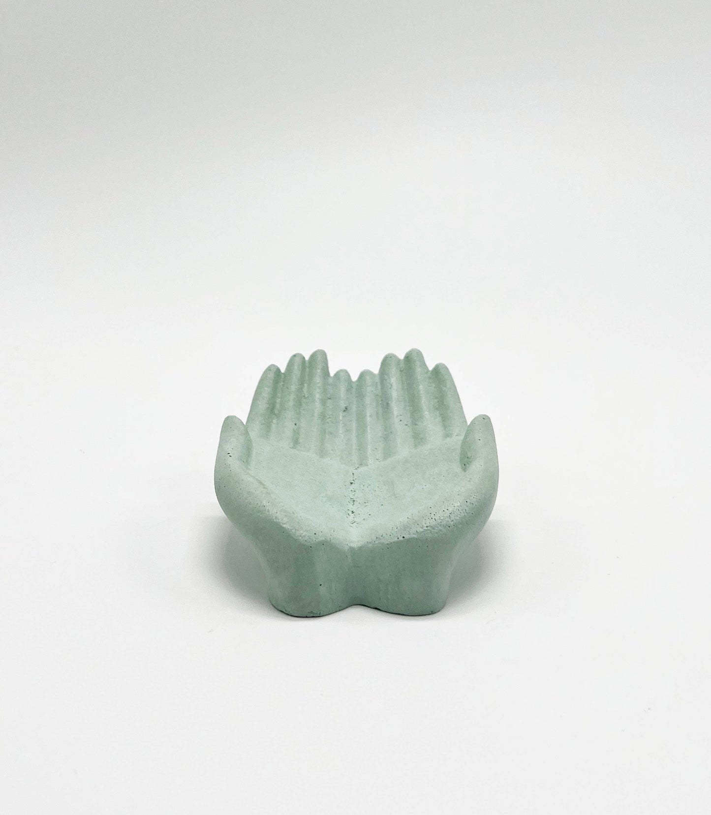 Uno Atelier - Double Palm Concrete Object: Purple
