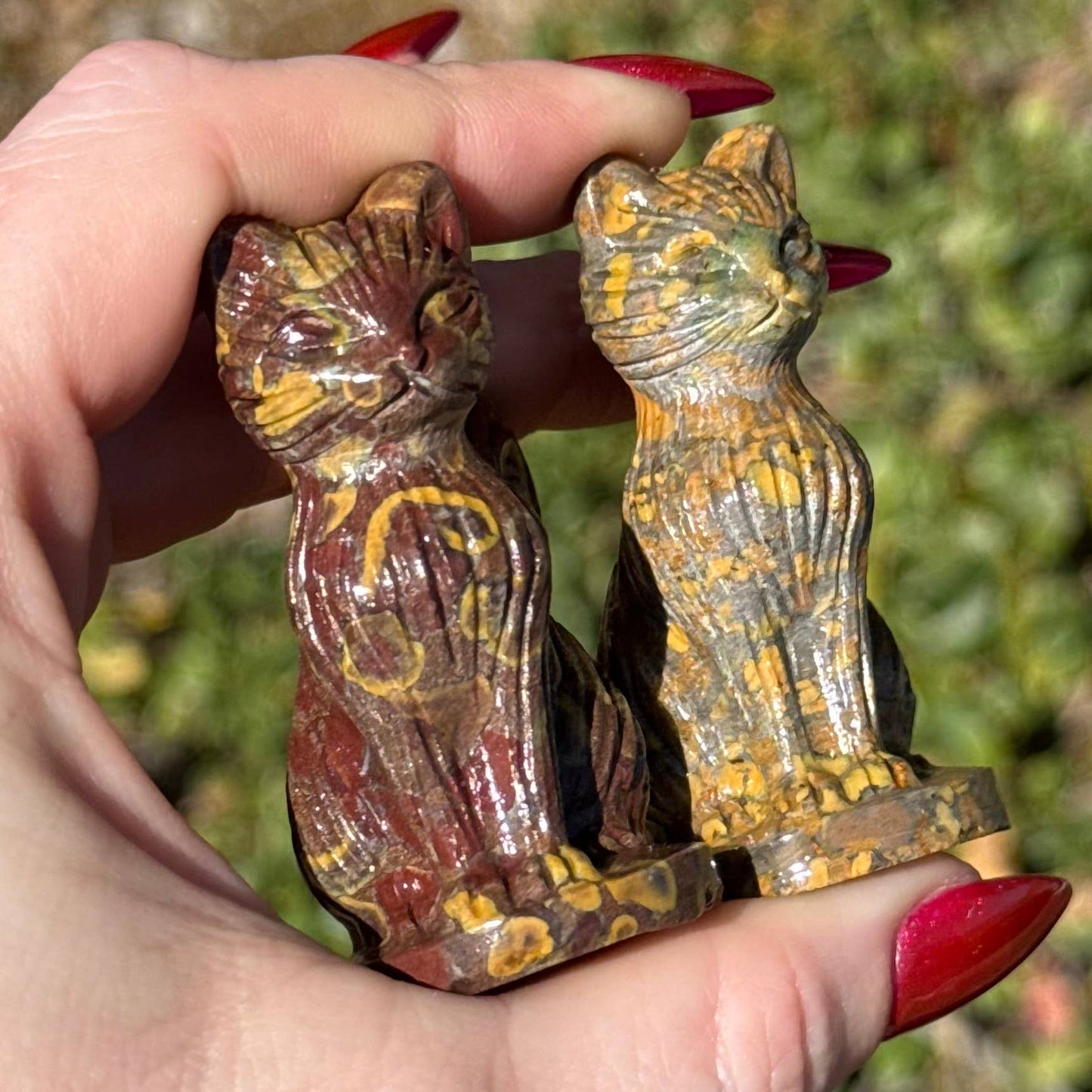 The Crystal Tabby - Calico Jasper Sitting Cat: Tan